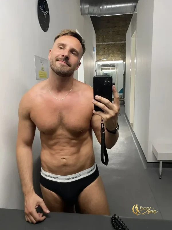 Escort Jett Green | ID 48772 | Photo №1