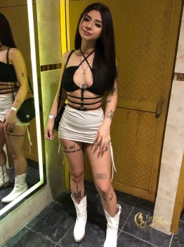 Escort Karol 52943