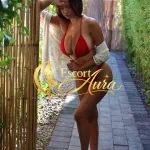 taryn-03-escort-aura.webp №2