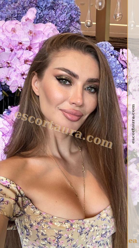 Valentina photo 5