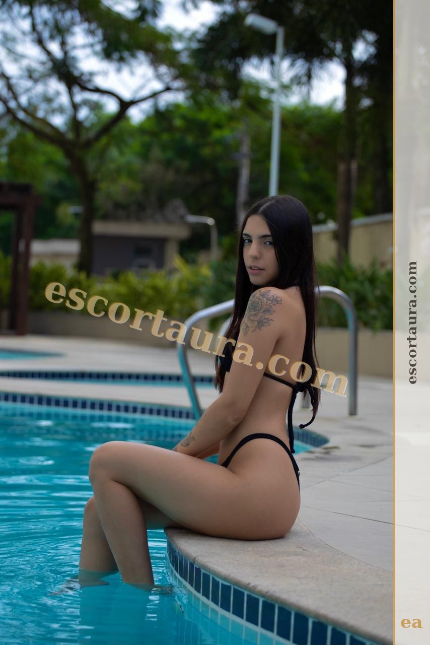 Tessa photo 2
